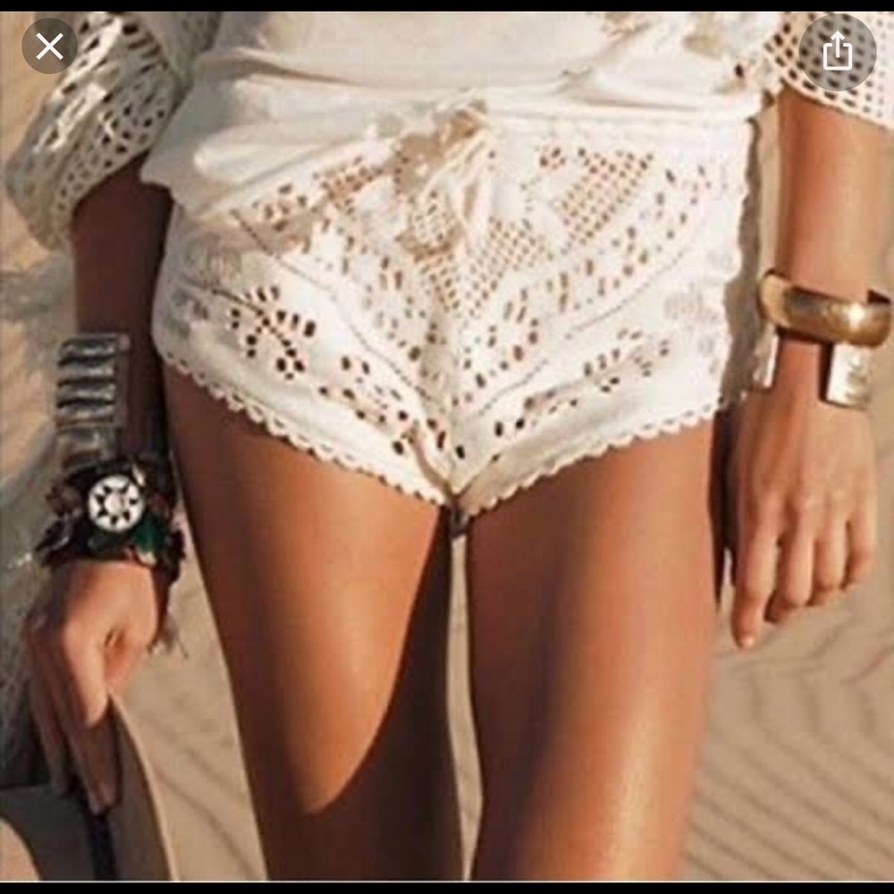 Spell & the Gypsy Fleetwood Shorts